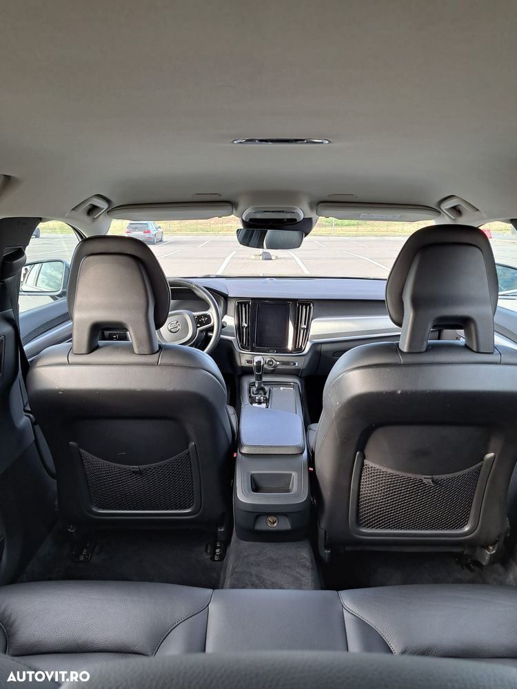 Volvo V90 D3 Momentum - 23
