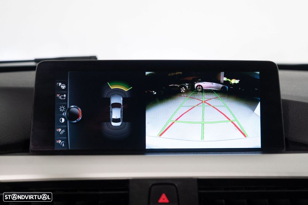 BMW 330 e iPerformance Line Luxury - 21