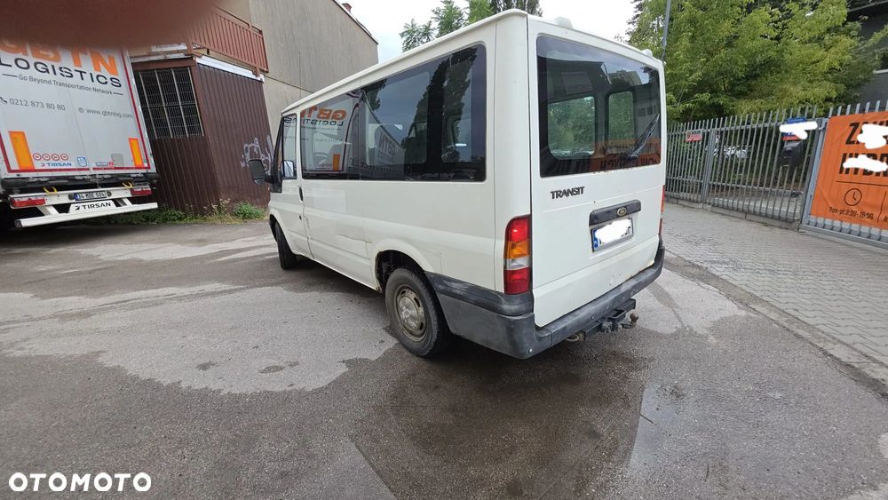 Ford Transit - 32