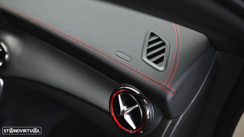Mercedes-Benz CLA 45 AMG Shooting Brake 4-Matic - 34