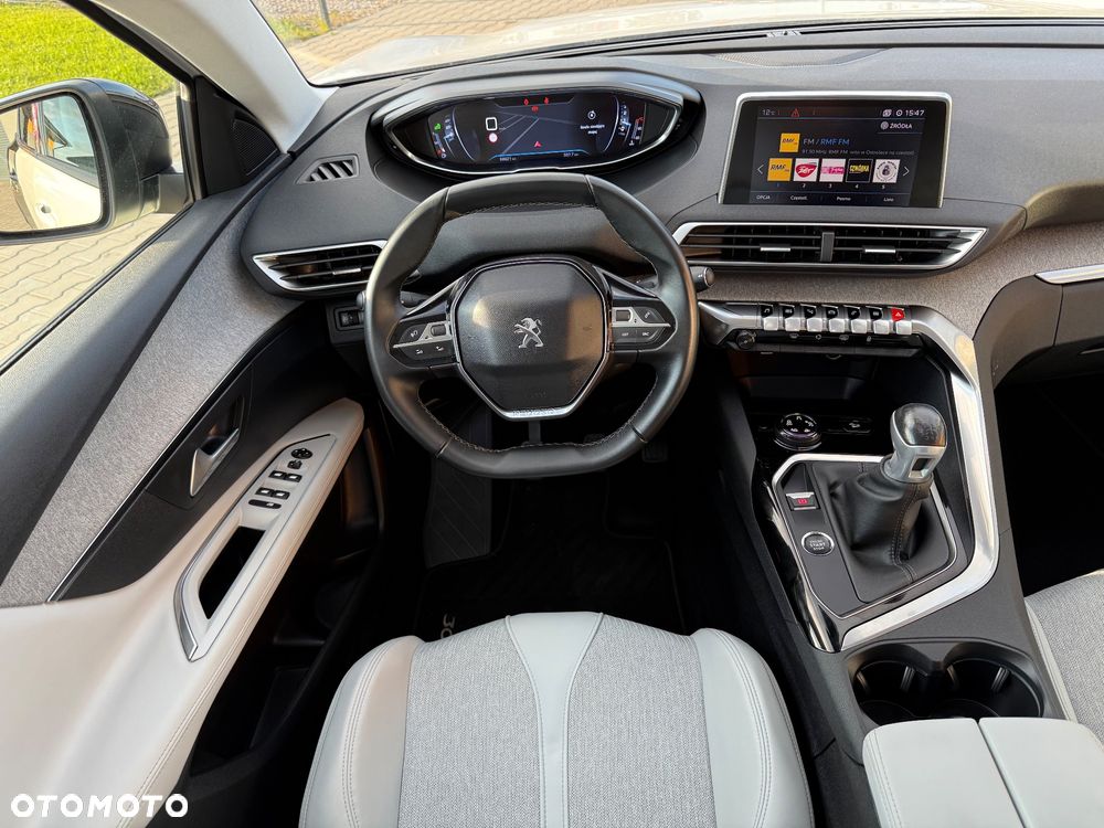 Peugeot 3008 BlueHDi 130 Stop & Start Allure - 21