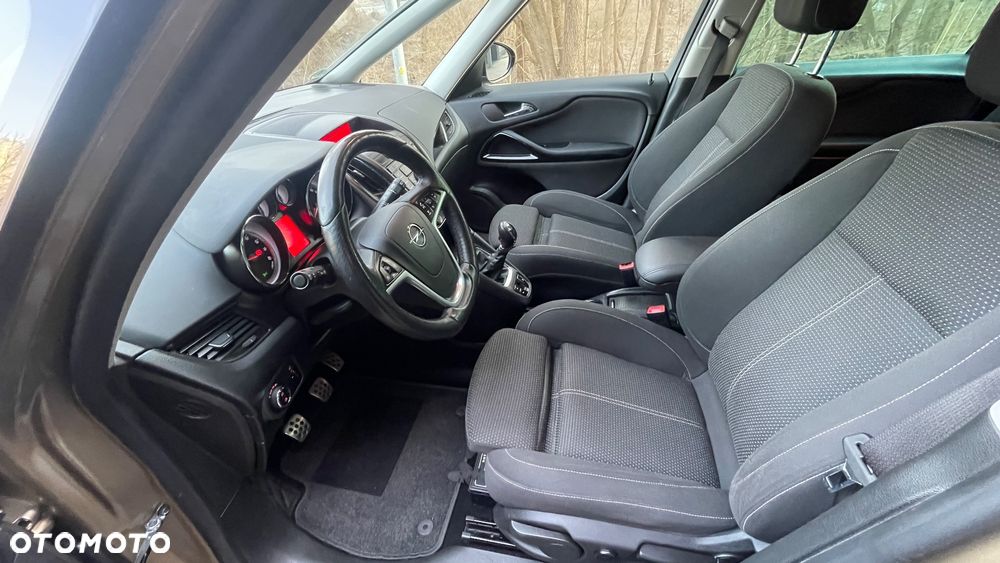Opel Zafira Tourer 1.4 Turbo Style - 3