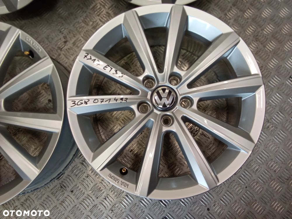 Felgi Vw Passat Arteon Tiguan Sharan T-Roc Golf 7Jx17 et38 5x112 - 3