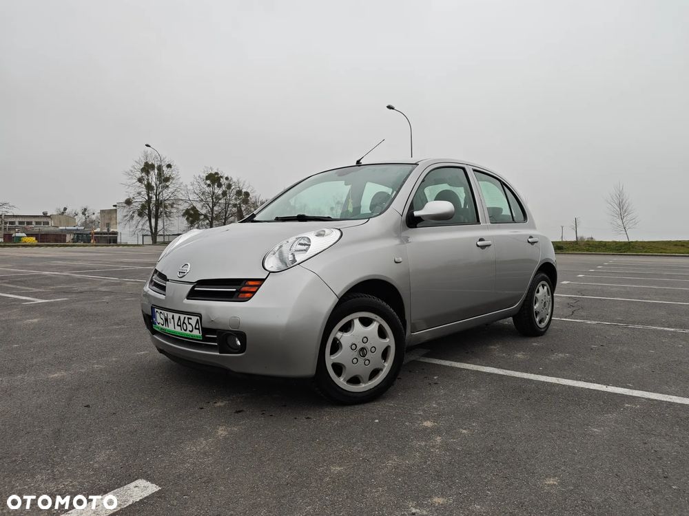 Nissan Micra - 1