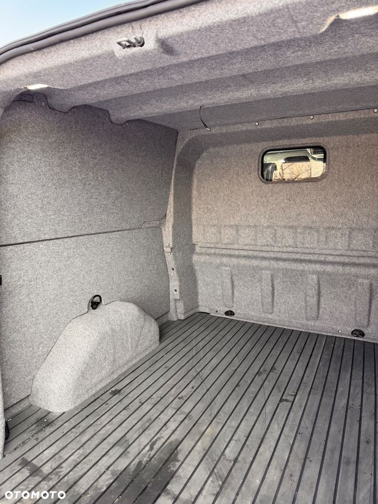 Ford Transit Custom - 22