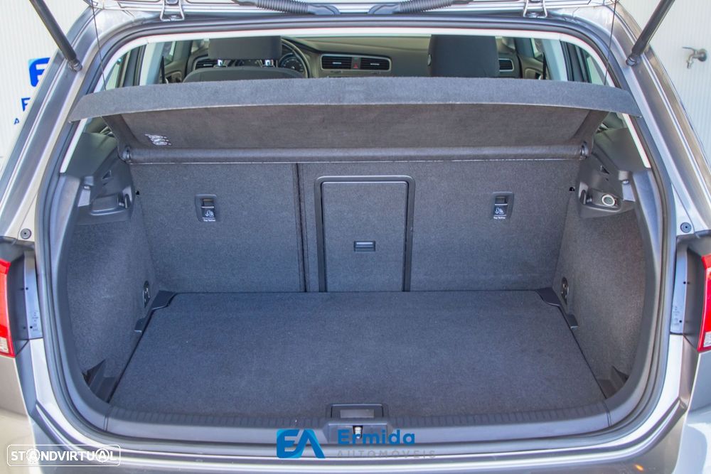 VW Golf 1.6 TDi Confortline DSG - 44