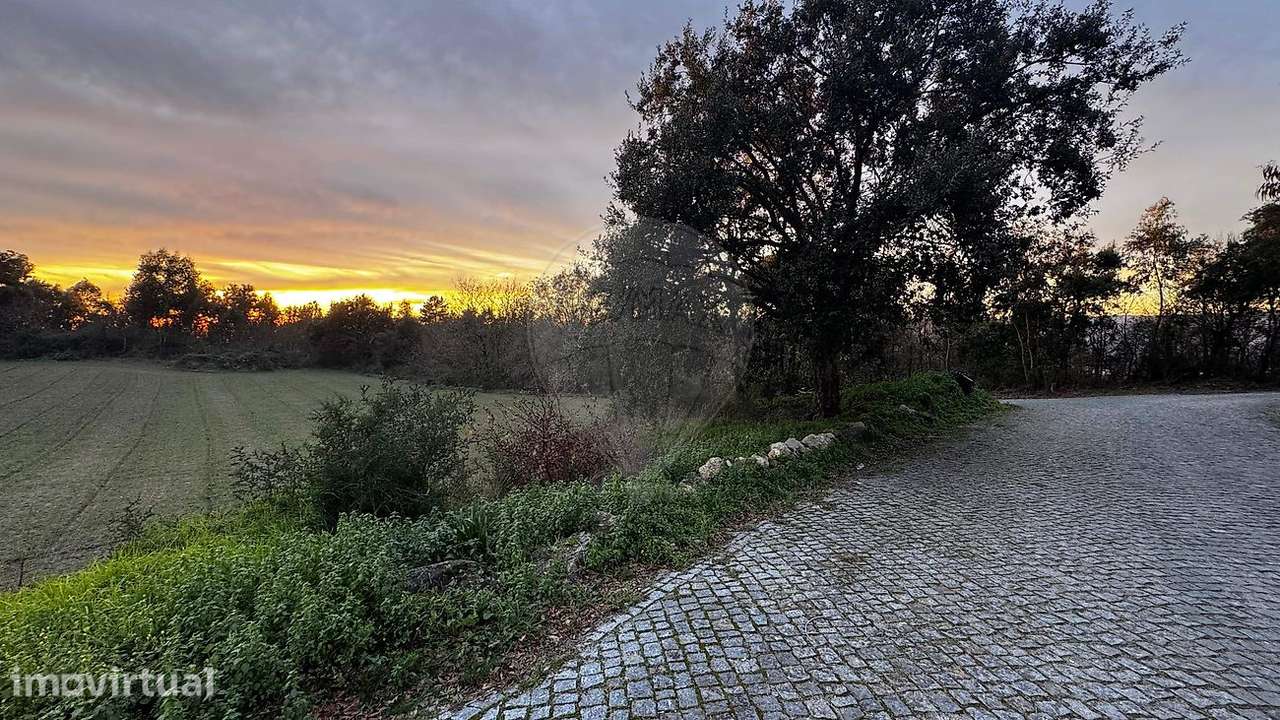 Terreno  para venda - Grande imagem: 2/4