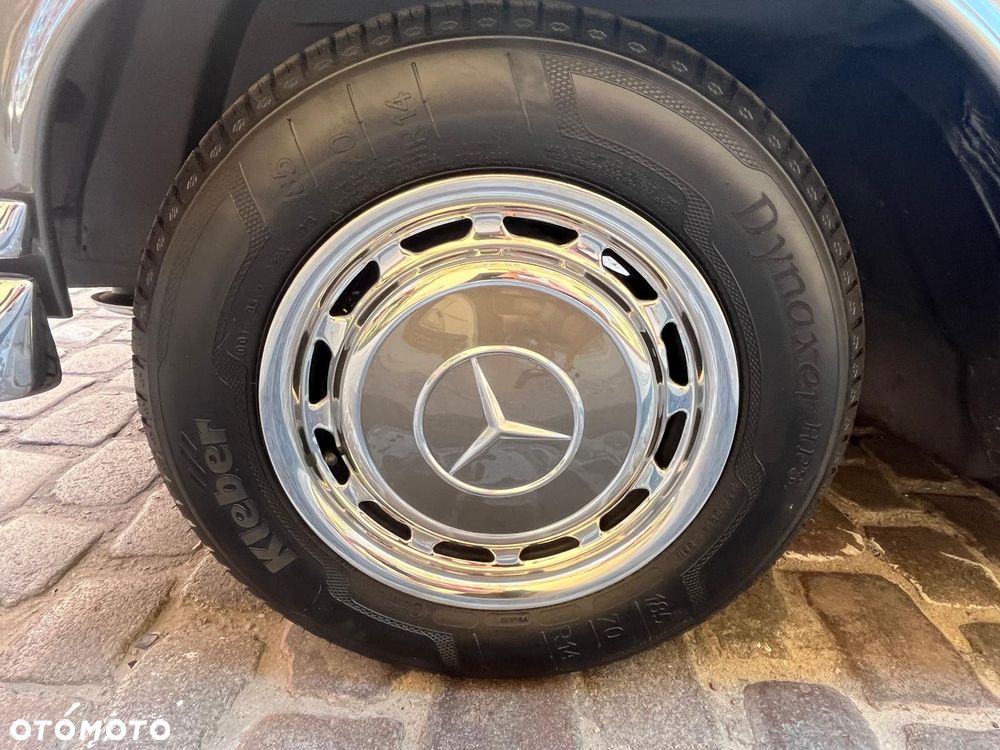 Mercedes-Benz W111 - 7