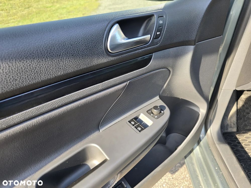 Volkswagen Golf 2.0 TDI DPF GT Sport - 14