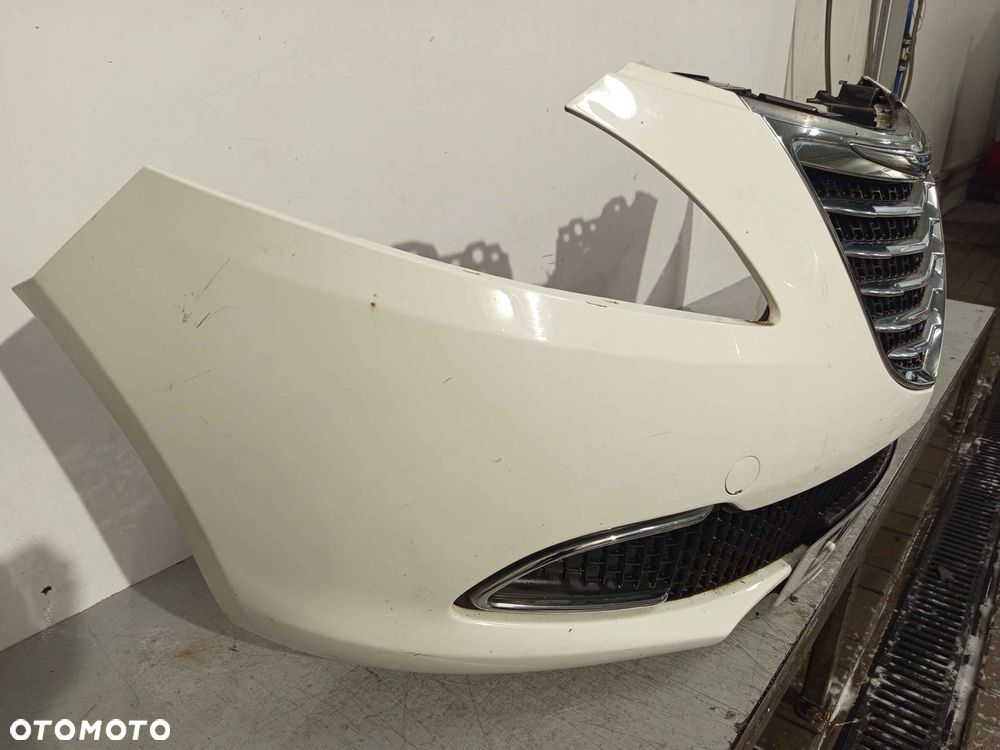 + ZDERZAK PRZÓD PRZEDNI CHRYSLER LANCIA YPSILON 3 III 268/A BIAŁY HALOGENY - 3