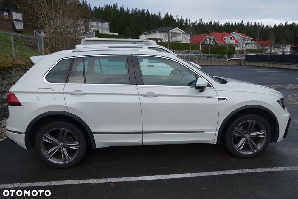 Volkswagen Tiguan 2.0 TDI SCR 4MotION DSG R-Line - 5