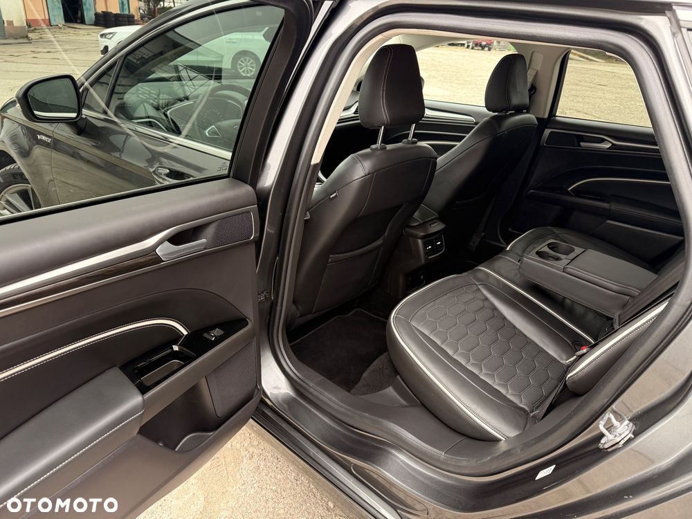 Ford Mondeo 2.0 EcoBlue VIGNALE - 11