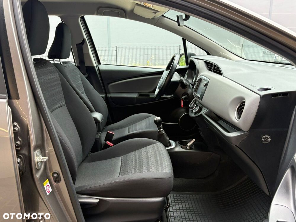 Toyota Yaris 1.33 Premium EU6 - 11
