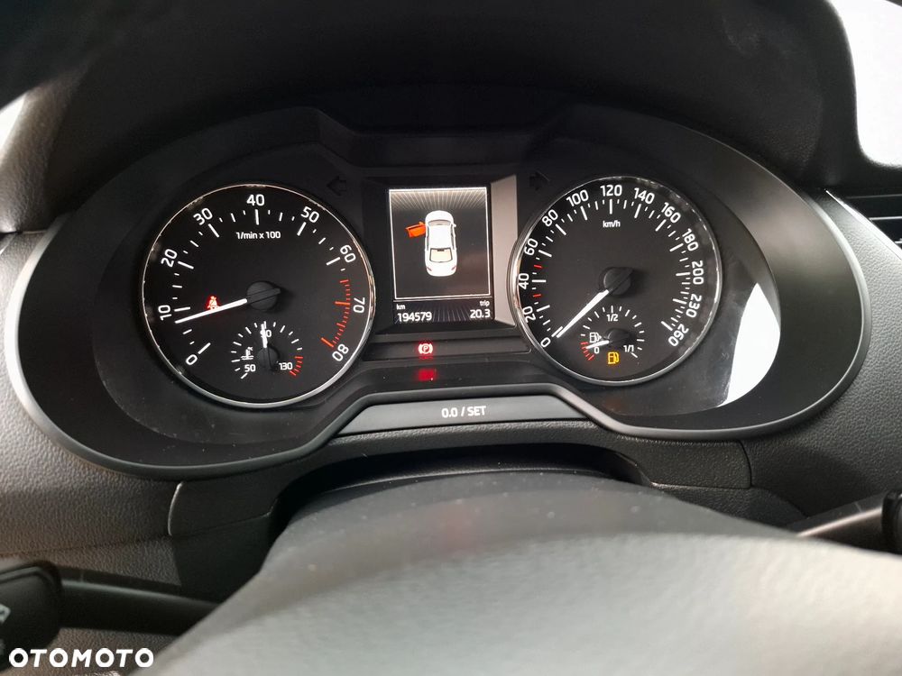 Skoda Octavia 1.8 TSI Edition - 16