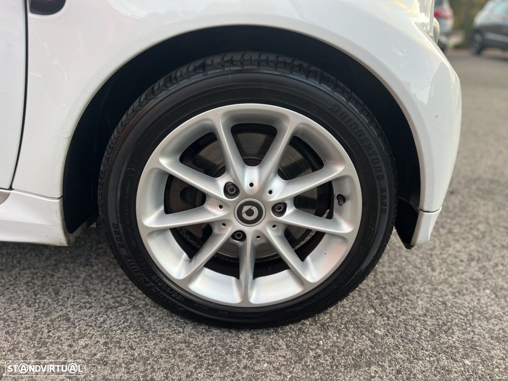 Smart ForTwo Coupé 1.0 mhd Passion 71 - 14