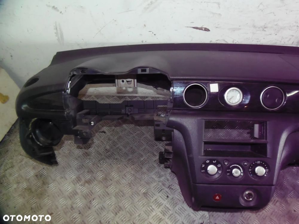 MITSUBISHI OUTLANDER I 2.0B DESKA ROZDZIELCZA KOKPIT KONSOLA - 2