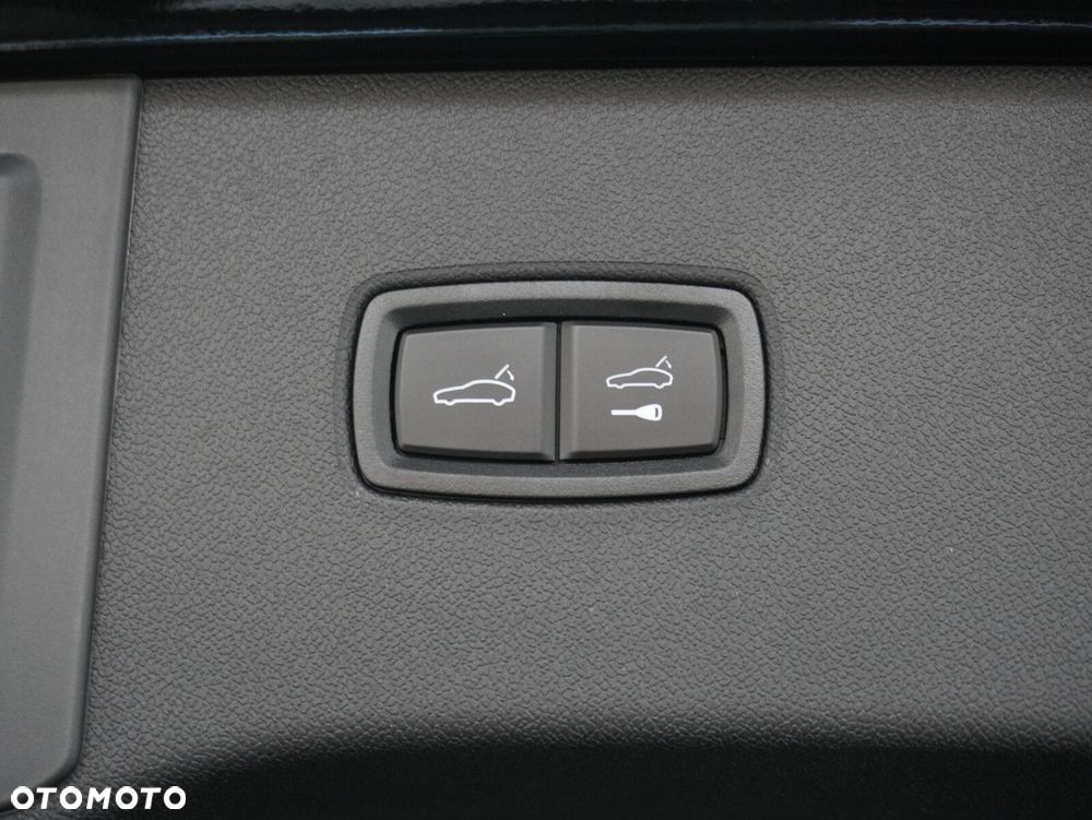 Porsche Cayenne Black Edition - 28