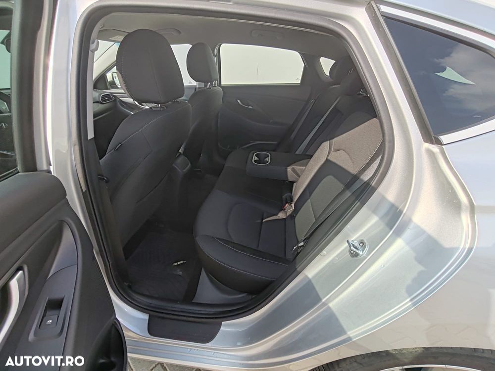 Hyundai i30 1.4 T-GDi 140CP 5DR Exclusive - 6