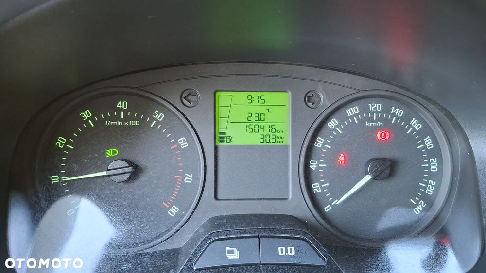 Skoda Fabia 1.2 HTP Ambiente - 16