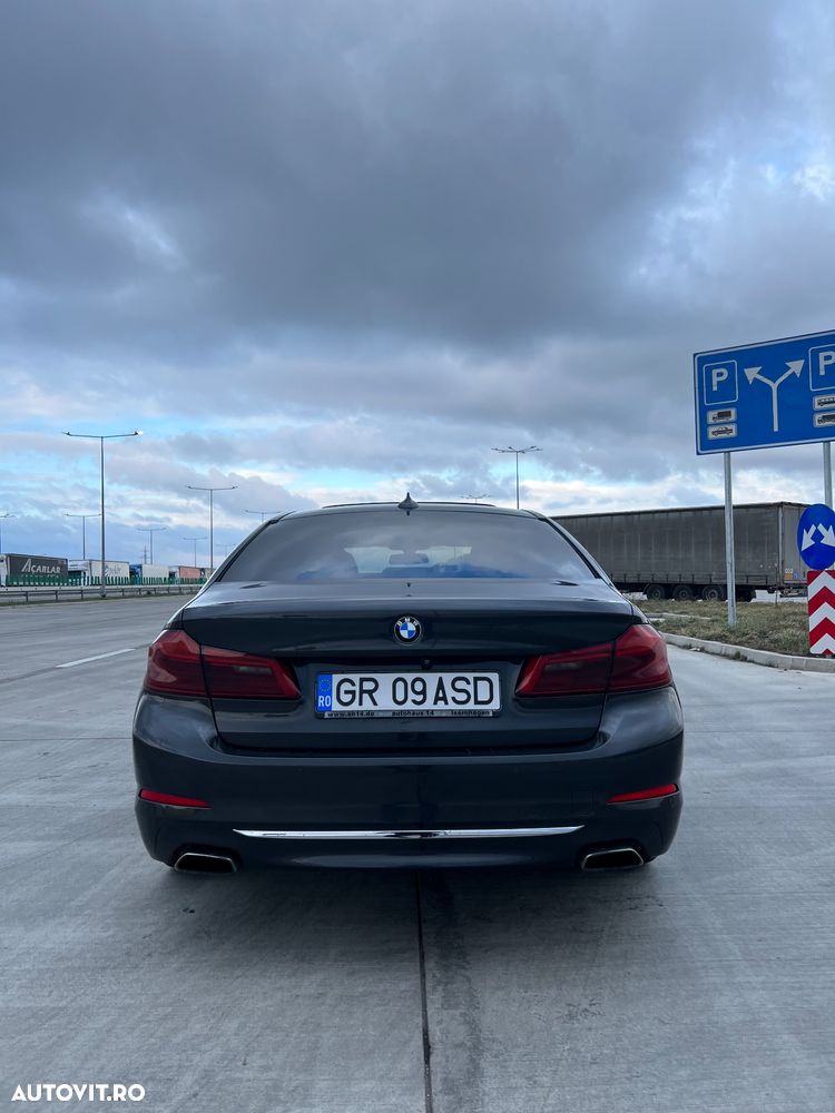 BMW Seria 5 540i xDrive Aut. Luxury Line - 7