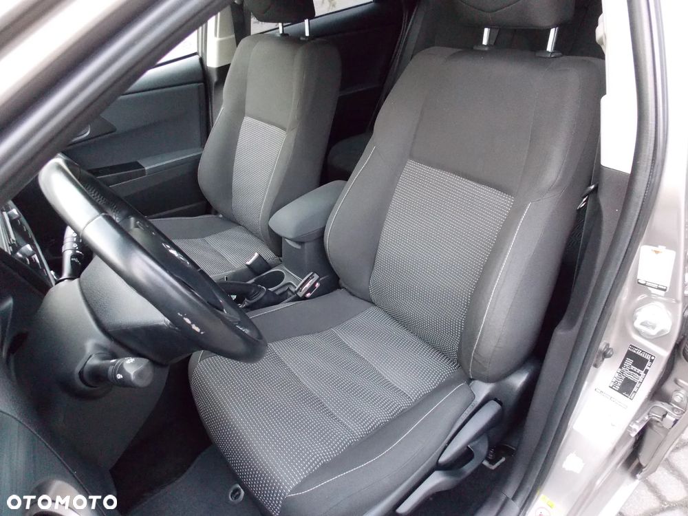 Toyota Auris 1.4 D-4D Edition - 23