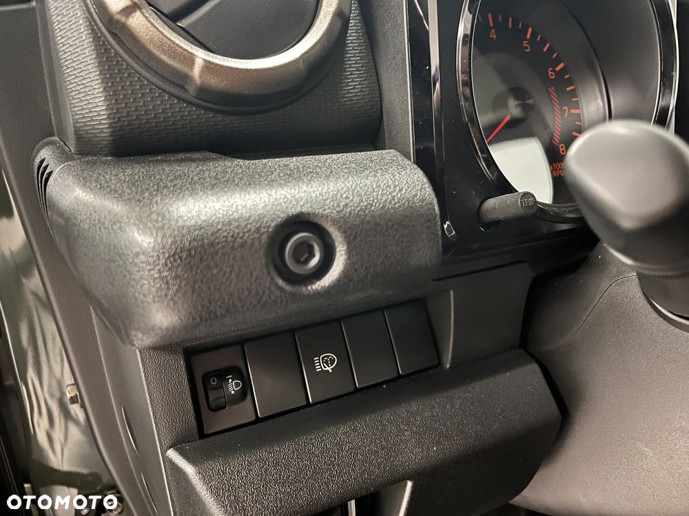 Suzuki Jimny - 22