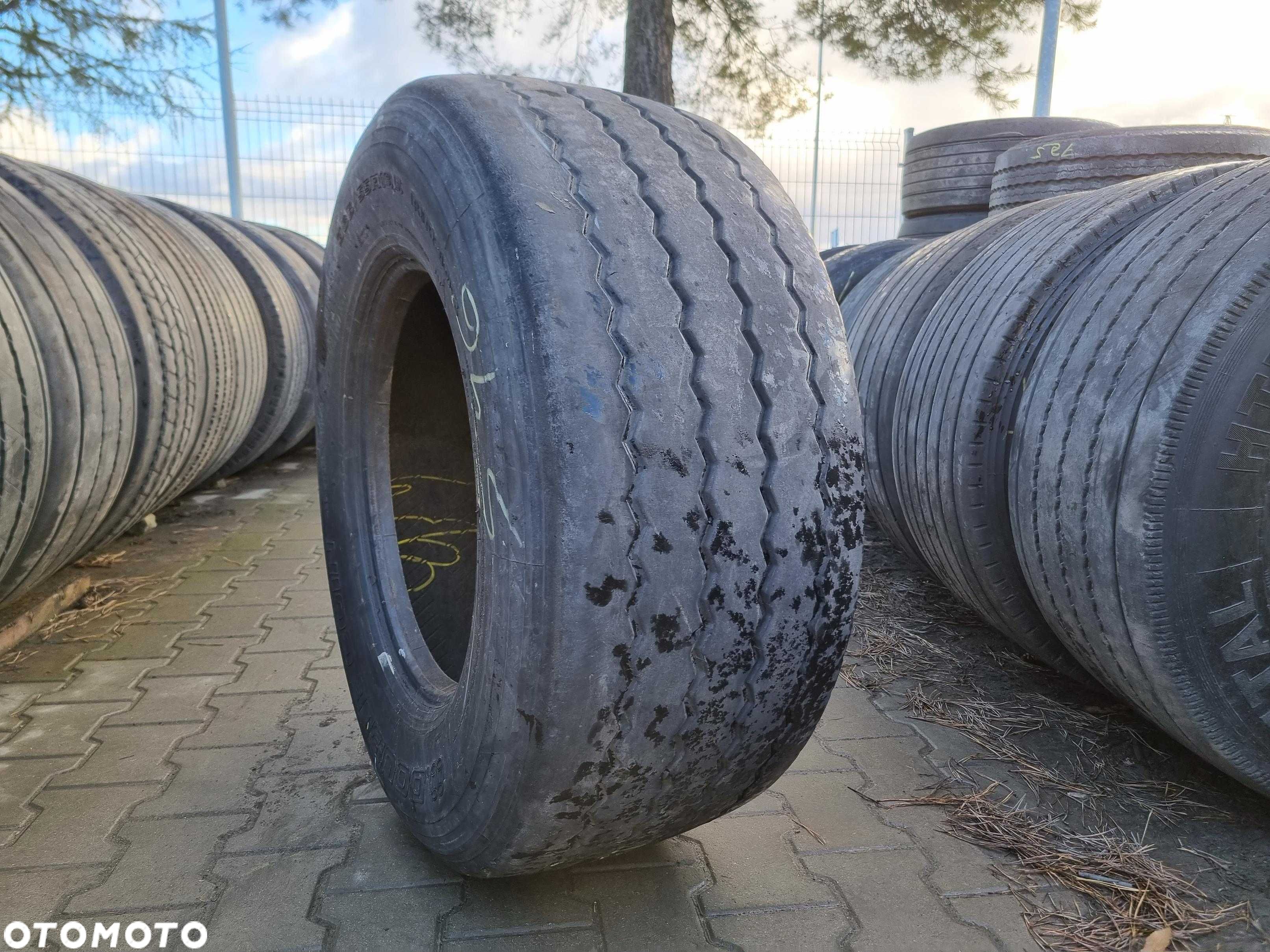 385/55R19.5 Opona DOUBLE COIN RR905 4-8mm Naczepa RR 905 - 1
