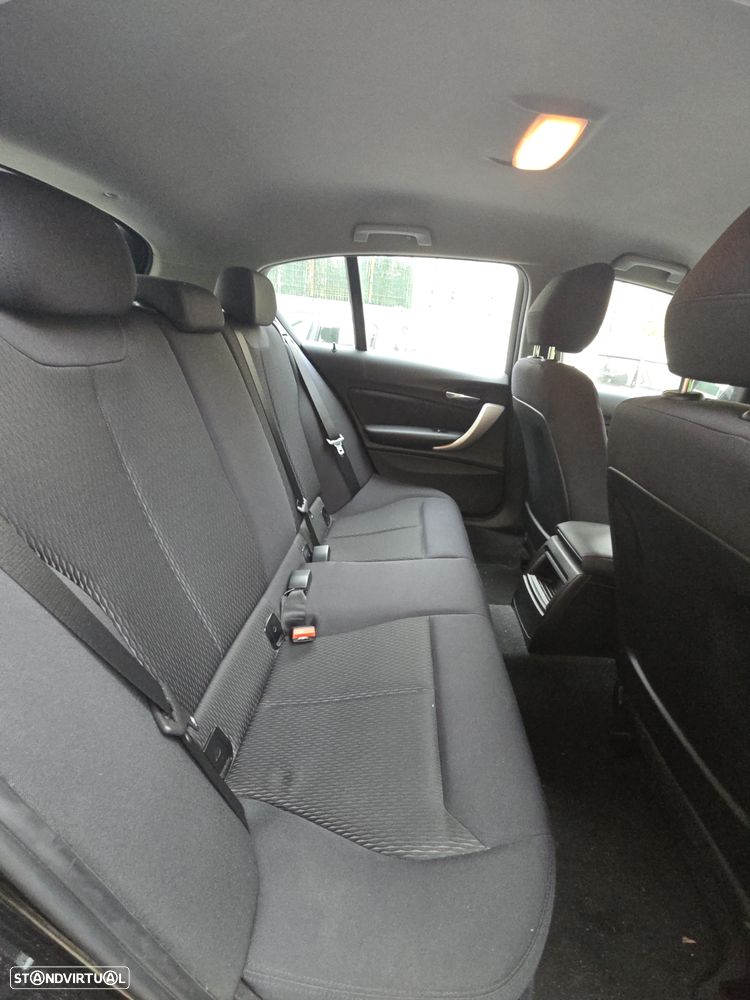 BMW 116 d EDynamics Line Urban - 27