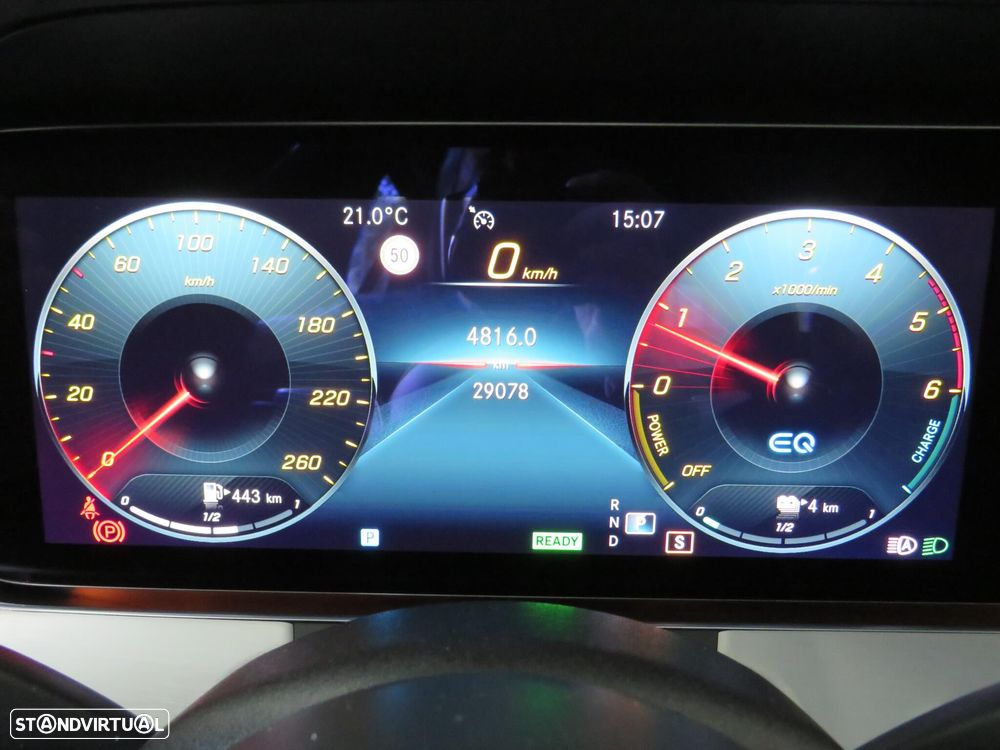 Mercedes-Benz E 300 de Avantgarde - 21