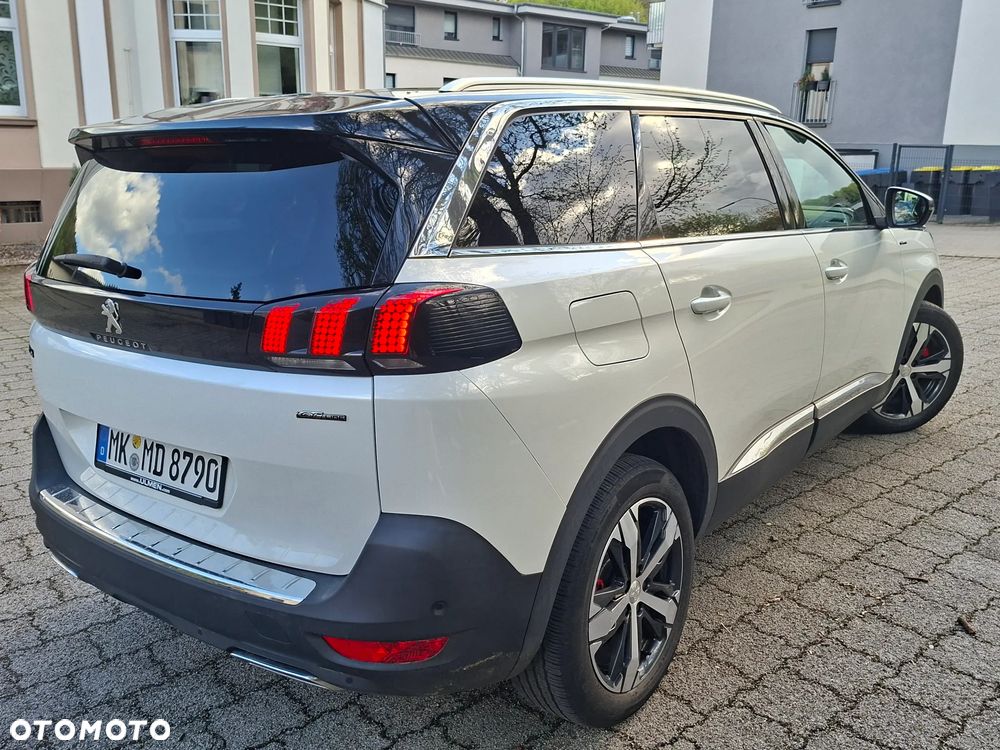 Peugeot 5008 - 3