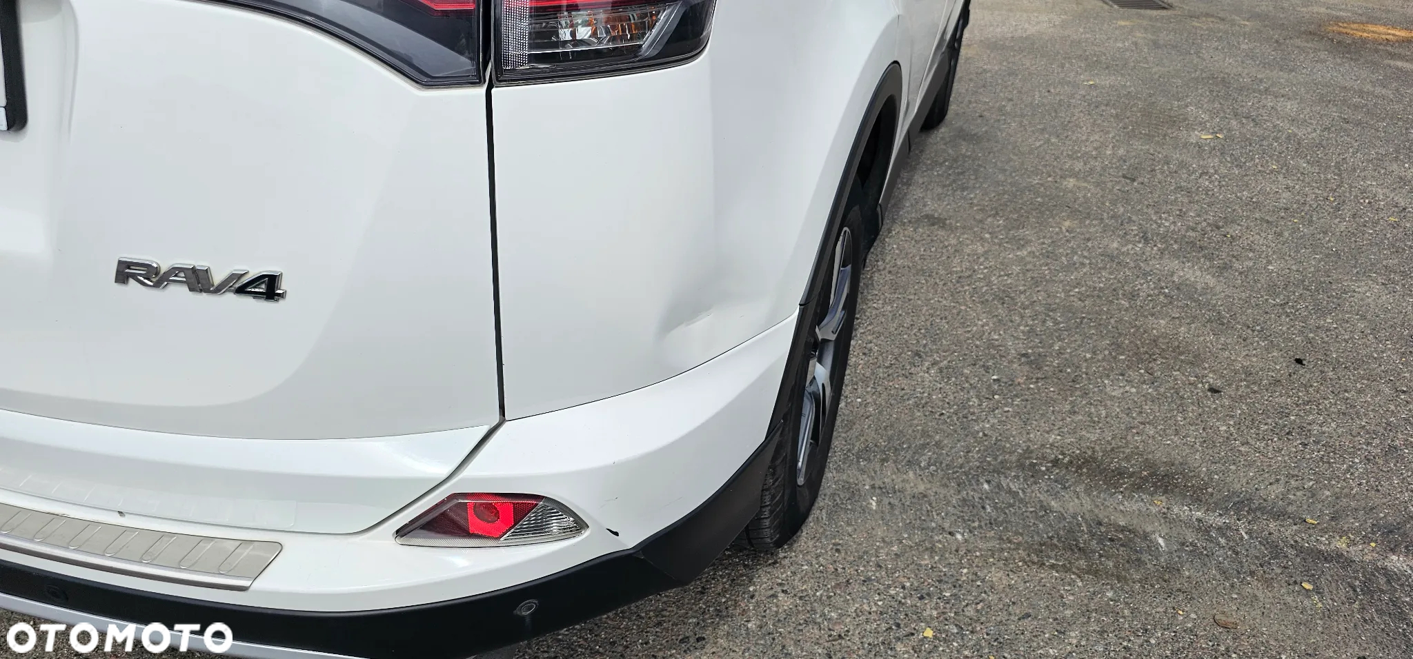 Toyota RAV4 - 13