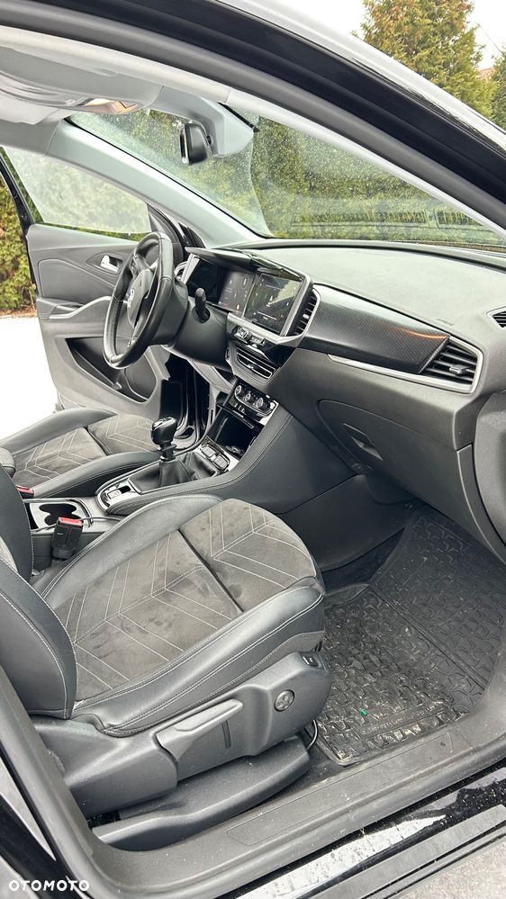 Opel Grandland 1.2 T GS S&S - 24