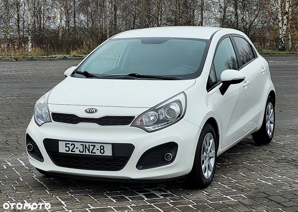 Kia Rio 1.2 Business Line - 10