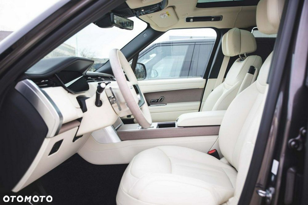 Land Rover Range Rover - 32