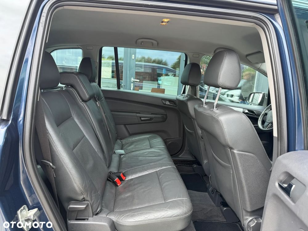 Opel Zafira 1.8 - 25