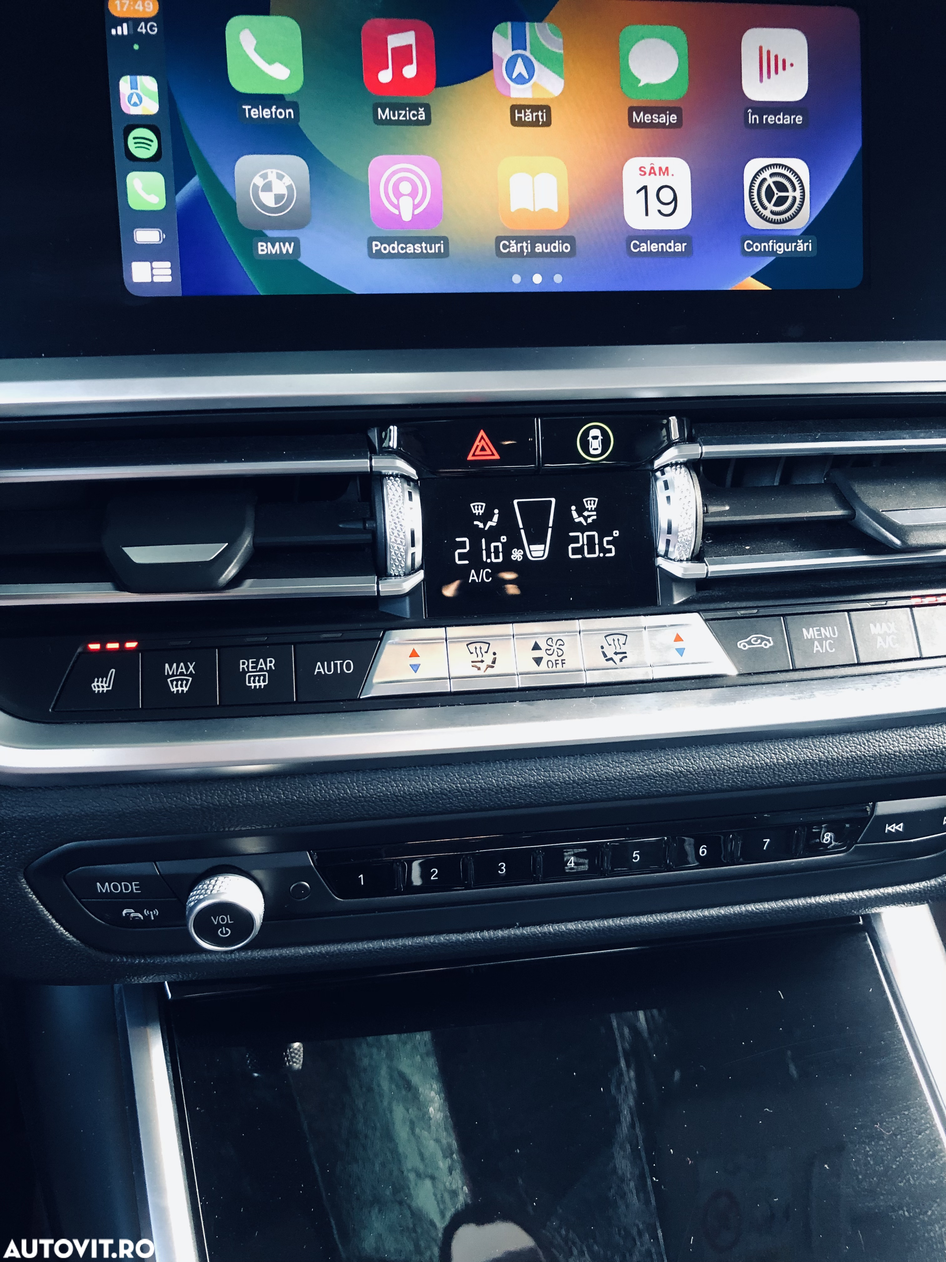 BMW Seria 3 320d Aut. xDrive Sport Line - 31