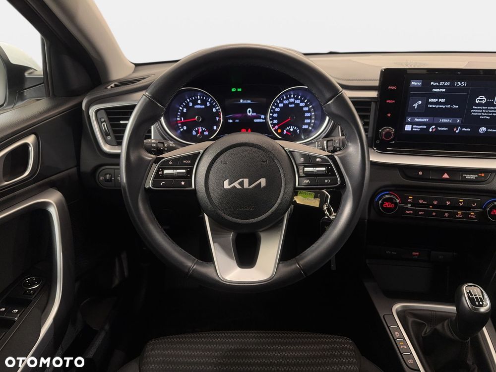 Kia Ceed - 15