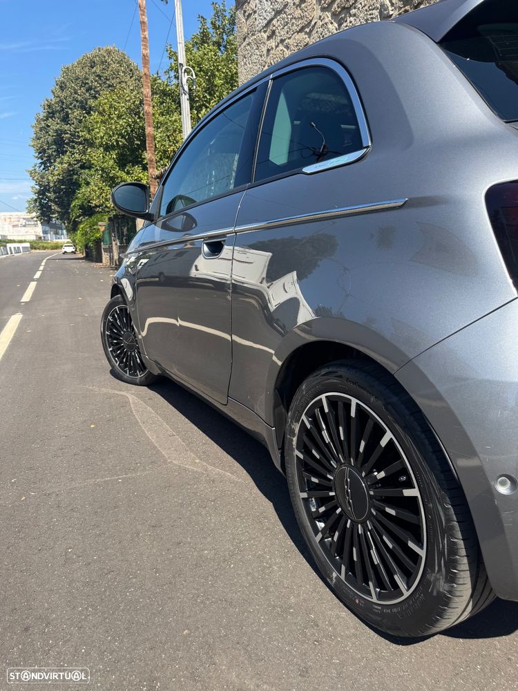 Fiat 500e 42kWh la Prima (by Bocelli) - 13