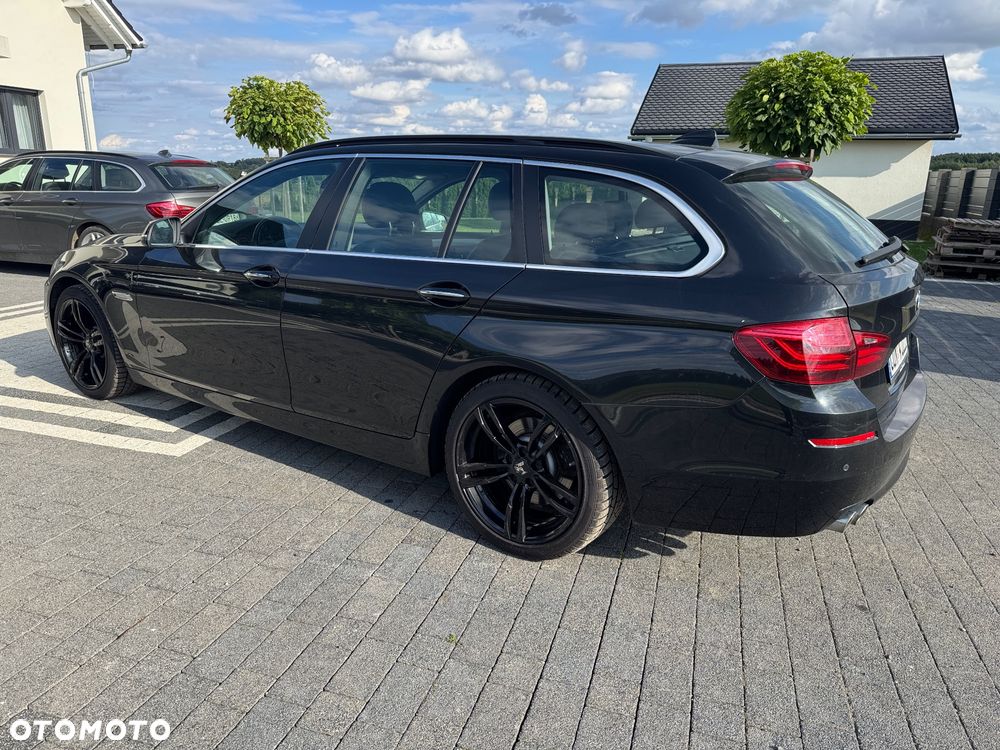 BMW Seria 5 520d - 13