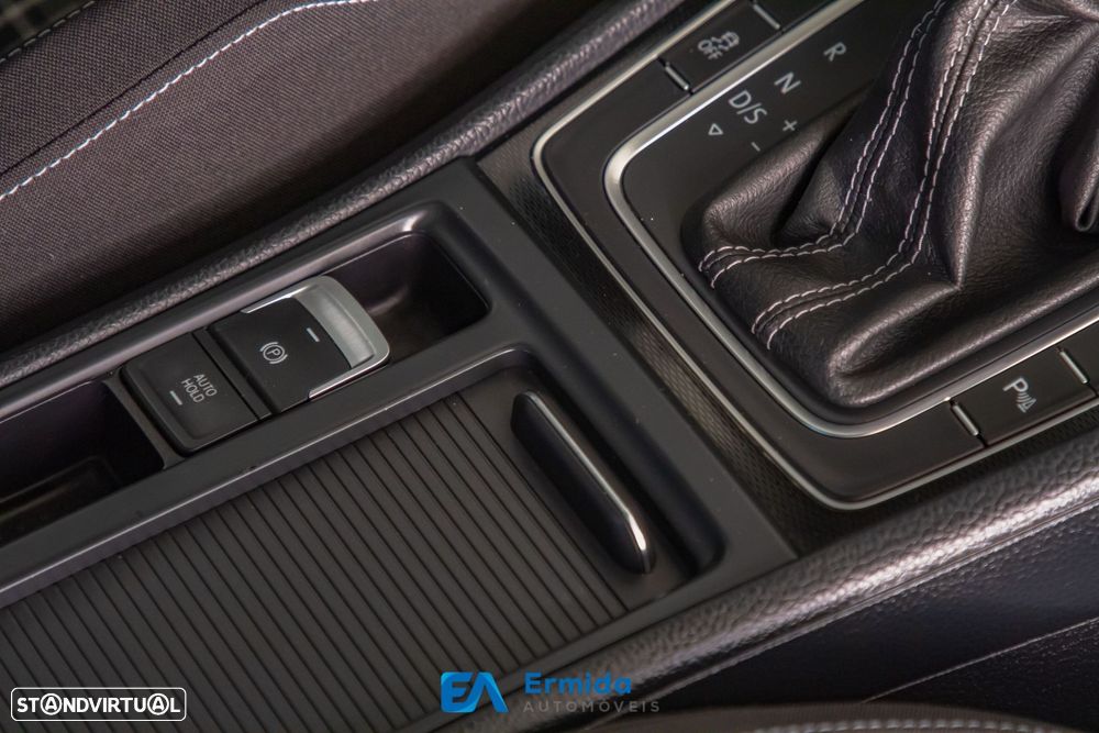 VW Golf 2.0 TDI GTD DSG - 45