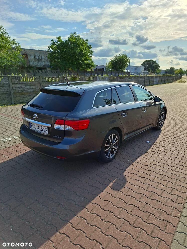Toyota Avensis 1.8 Business Edition - 23
