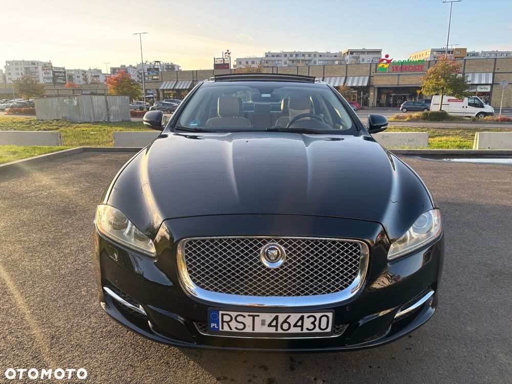 Jaguar XJ 3.0 T Premium Luxury - 38