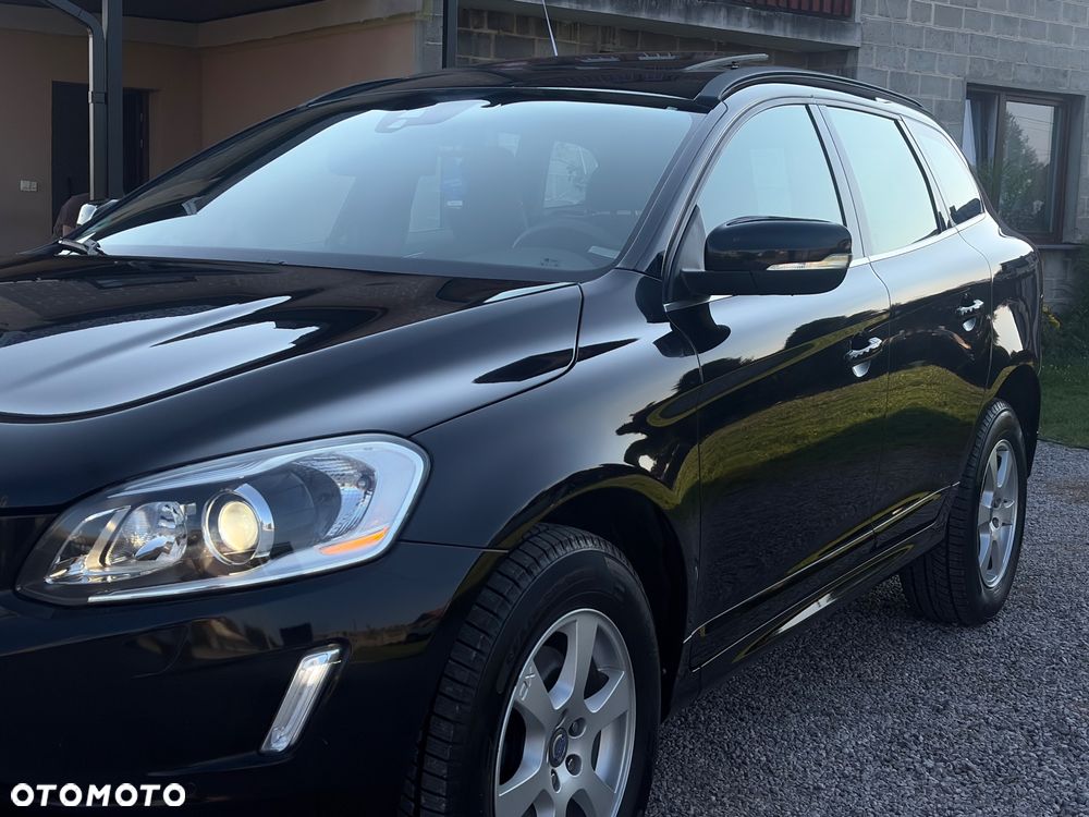 Volvo XC 60 D3 R-Design Momentum - 9