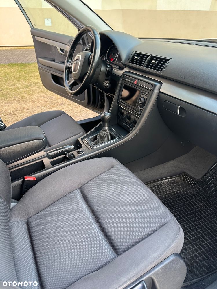 Audi A4 Limousine 2.0 TDI - 25