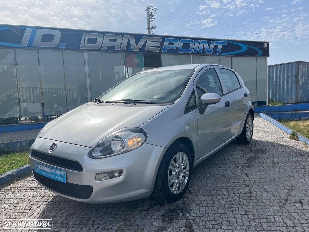 Fiat Punto 1.2 Lounge S&S - 19