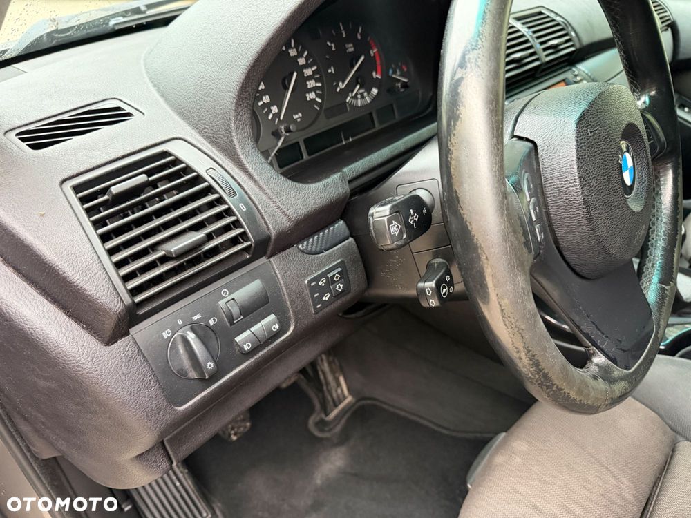 BMW X5 - 6