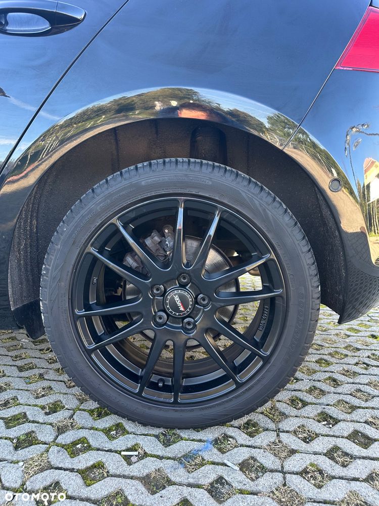 Volkswagen Golf VI 1.6 TDI BlueMot Trendline - 9