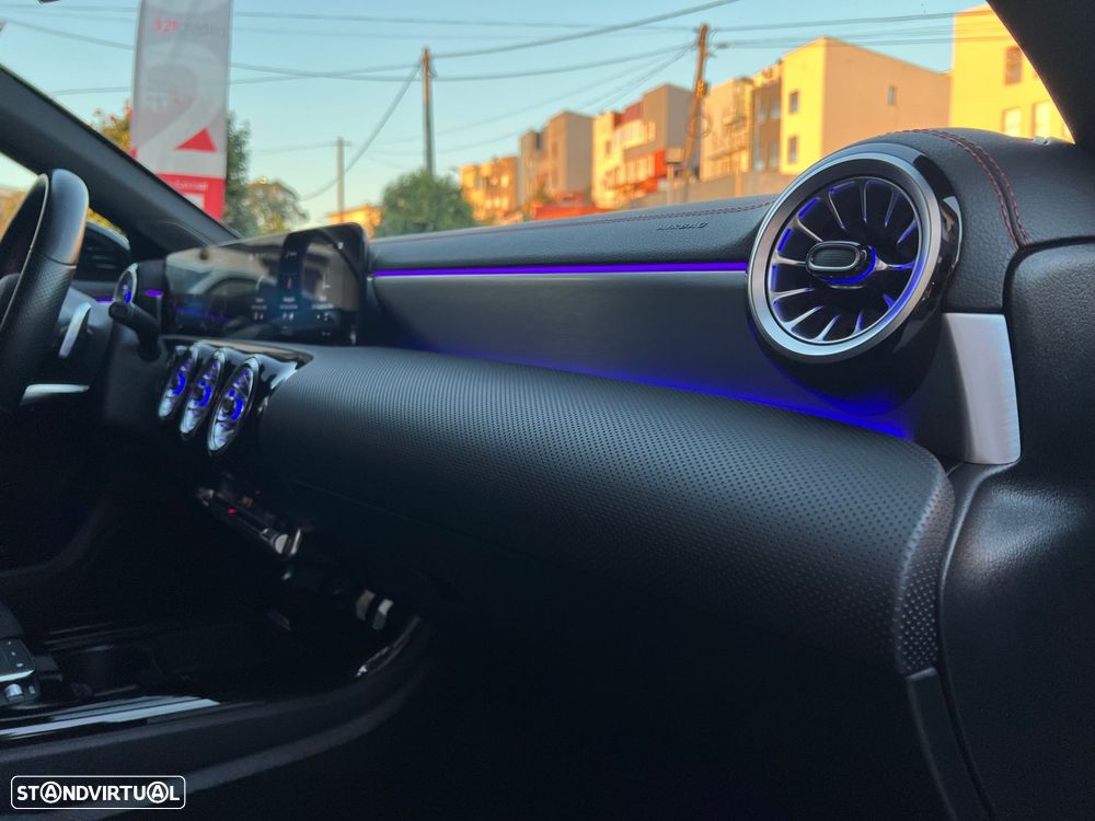 Mercedes-Benz CLA 180 d Shooting Brake AMG Line Aut. - 22