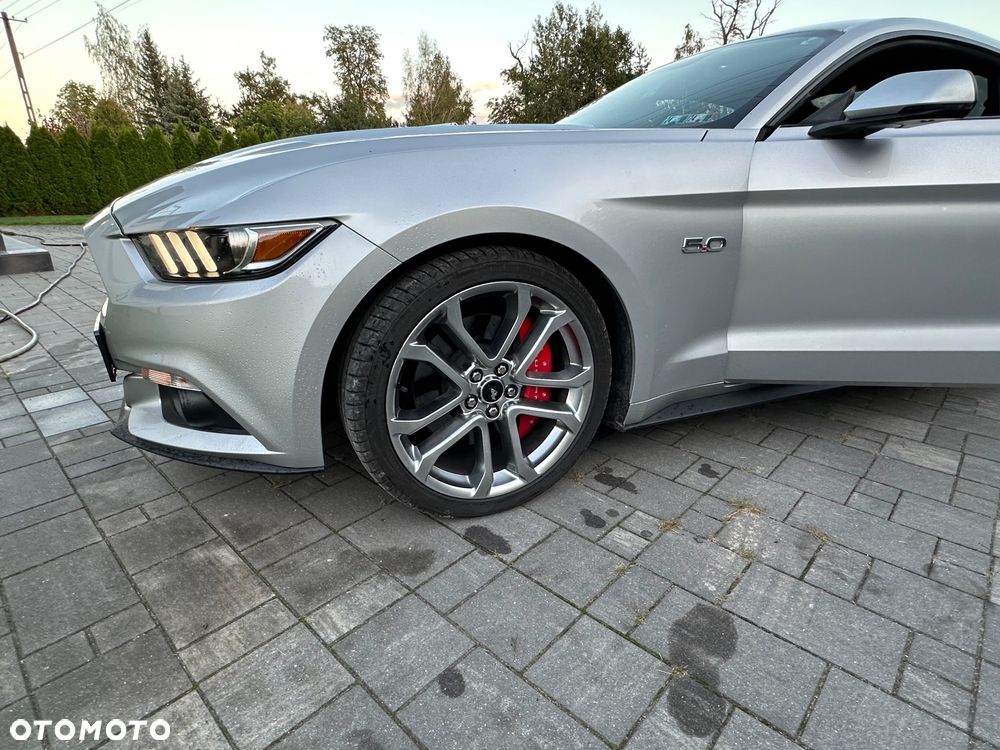 Ford Mustang 5.0 V8 GT - 14