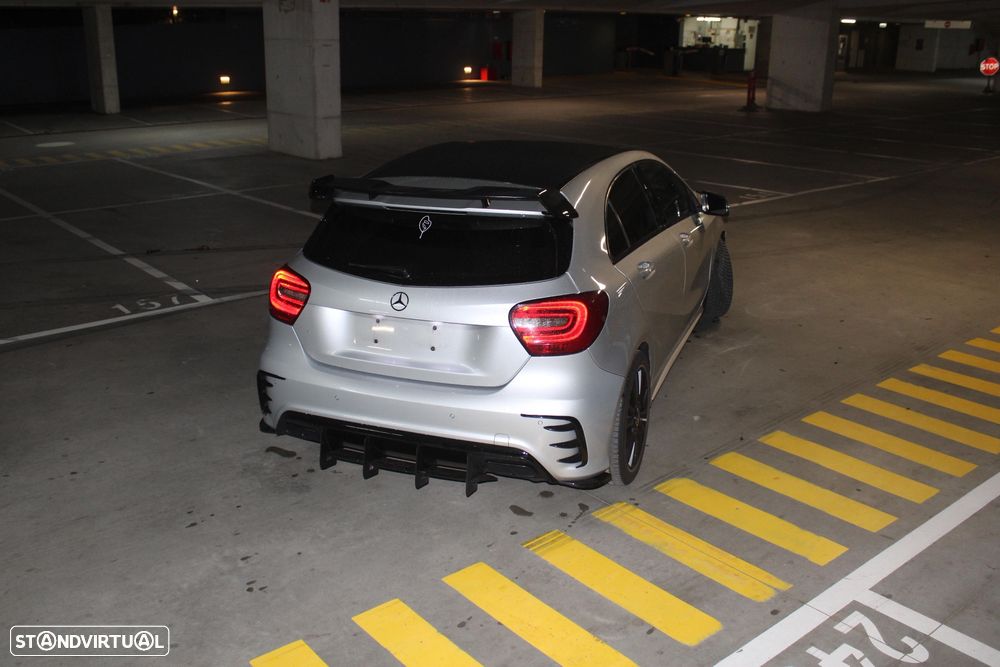 Mercedes-Benz A 160 d AMG Line - 23
